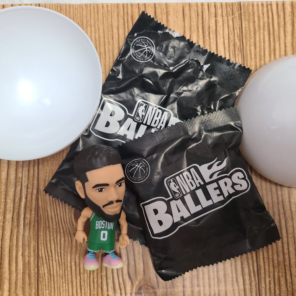 Jayson Tatum Zuru NBA Ballers mini figure -